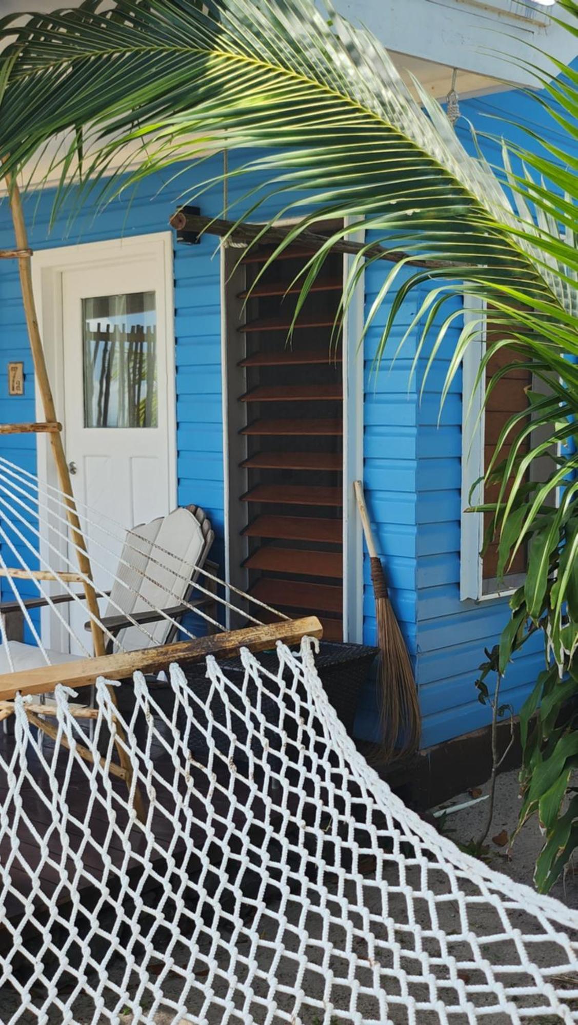 Oarsman'S Bay Lodge Naisisili Kültér fotó